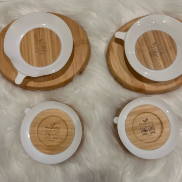Avanchy Bamboo Suction Plates and Bowls Set - Picture 6 of 8